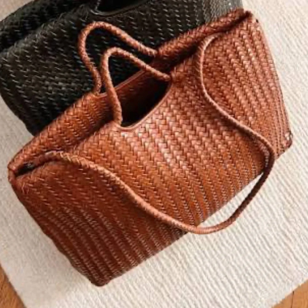 Chic Tan Woven Tote Bag - Picture 1 of 4